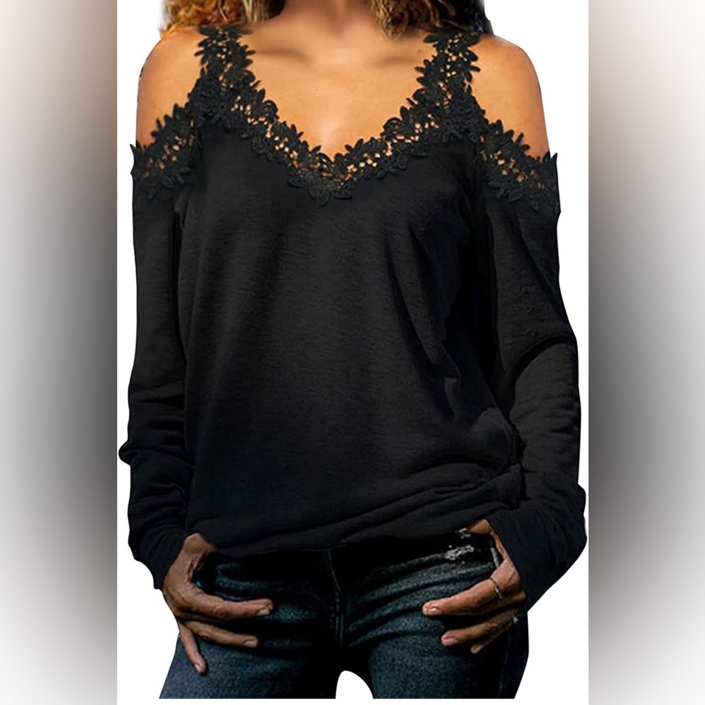 Pretty cold shoulder top - Picture 3 of 4